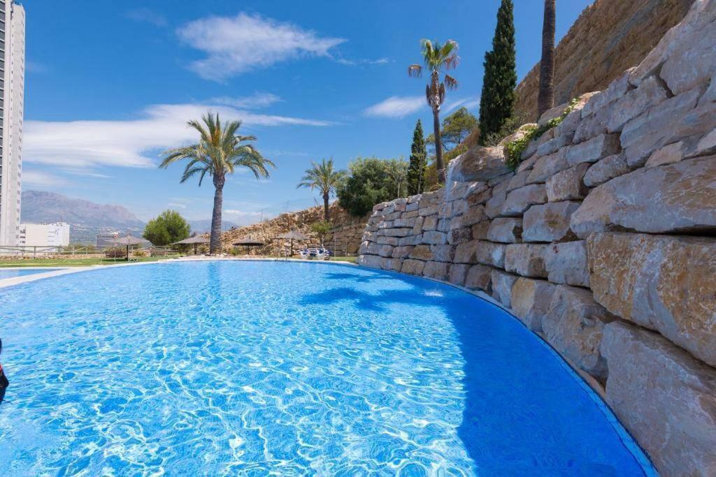 Luxurious 2br Sea Panoramic View Pool Gym Appartement