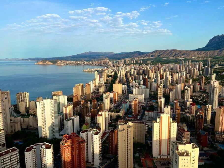 Luxurious 2br Sea Panoramic View Pool Gym Appartement Benidorm